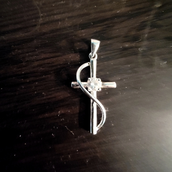 VTG Sterling Silver Cross Charm - Picture 1 of 5